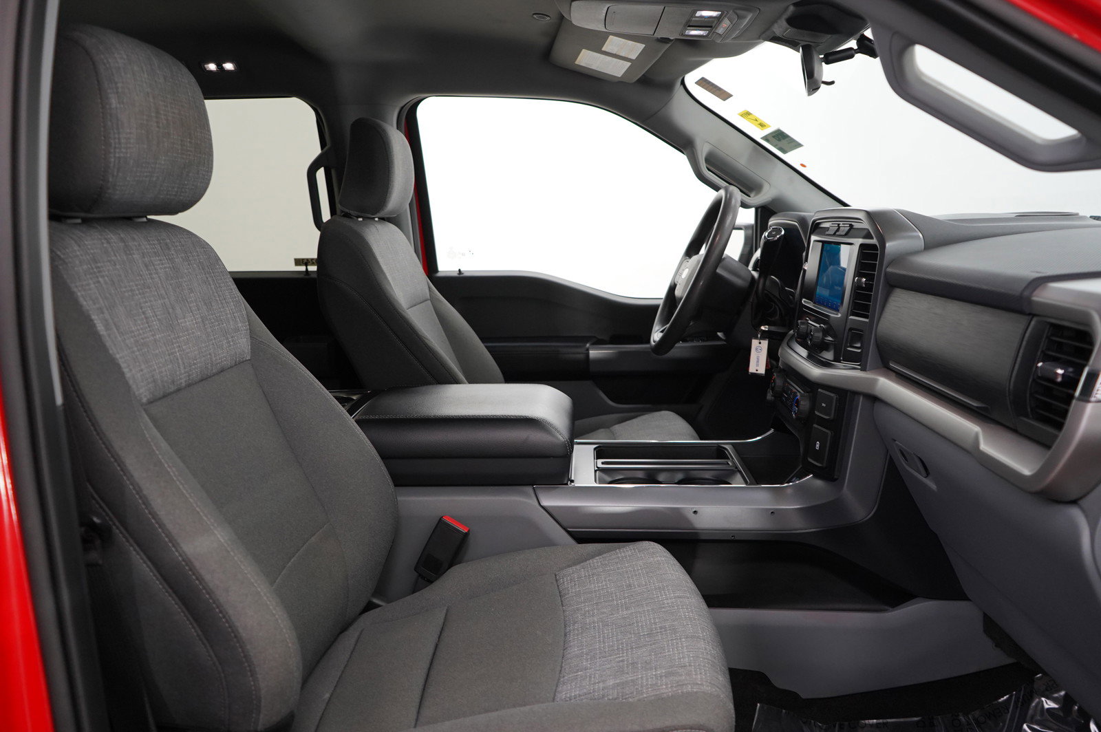 2022 Ford F-150 XLT photo 10