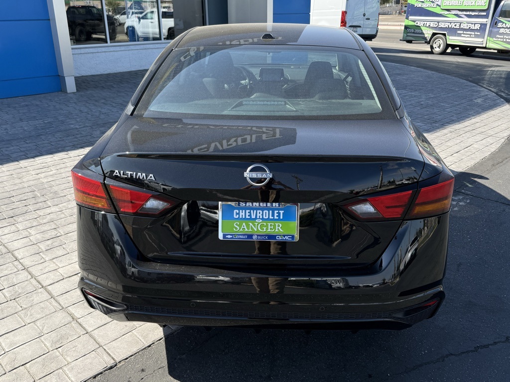 2025 Nissan Altima 2.5 SV photo 6