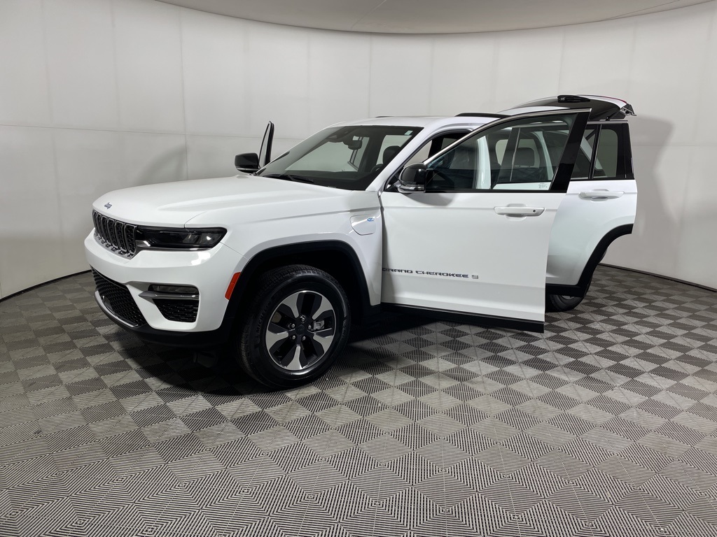 2024 Jeep Grand Cherokee Limited 4xe photo 8