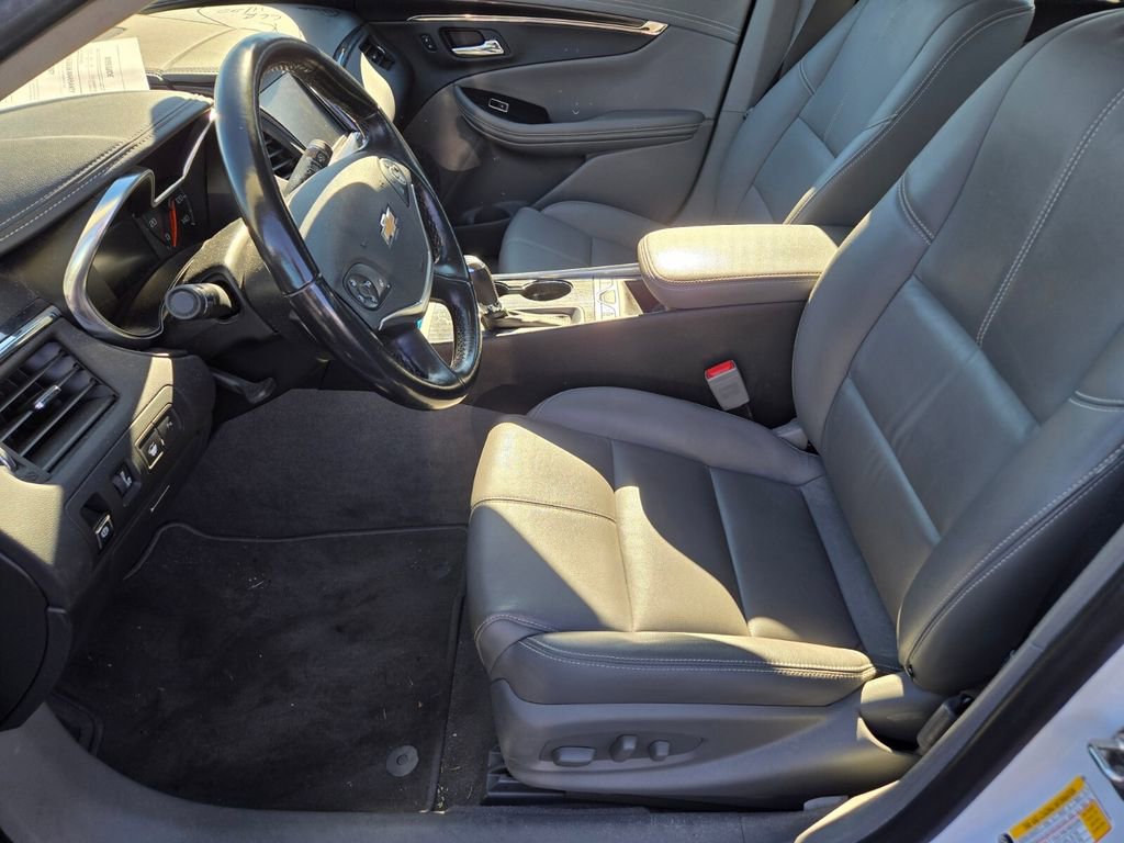 2019 Chevrolet Impala 1LT photo 4