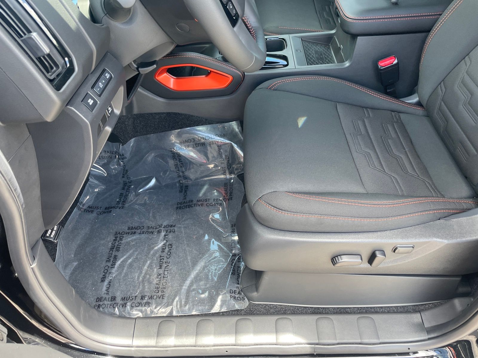 2025 Nissan Frontier PRO-4X photo 15