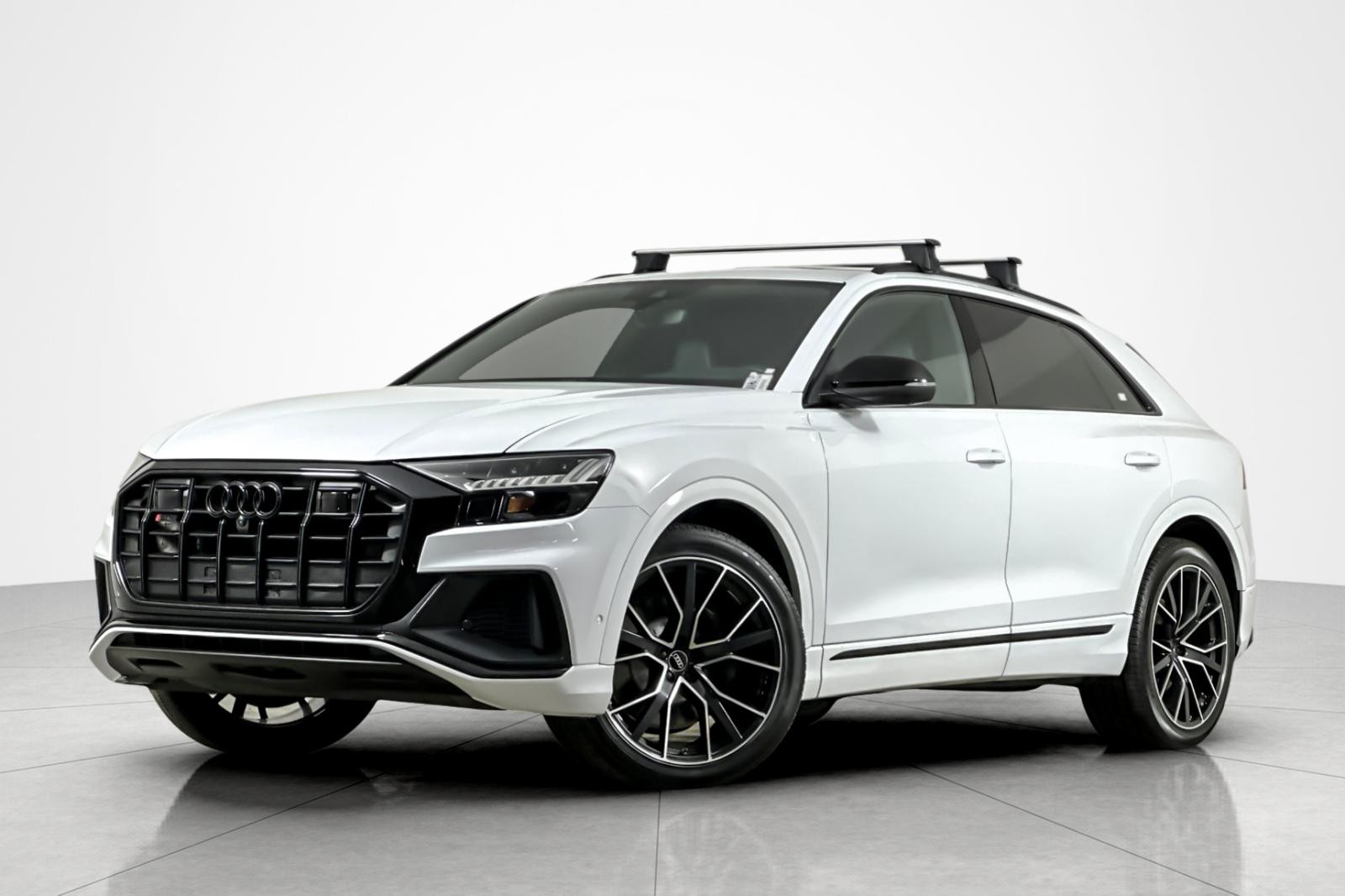 2023 Audi SQ8 Premium Plus's photo