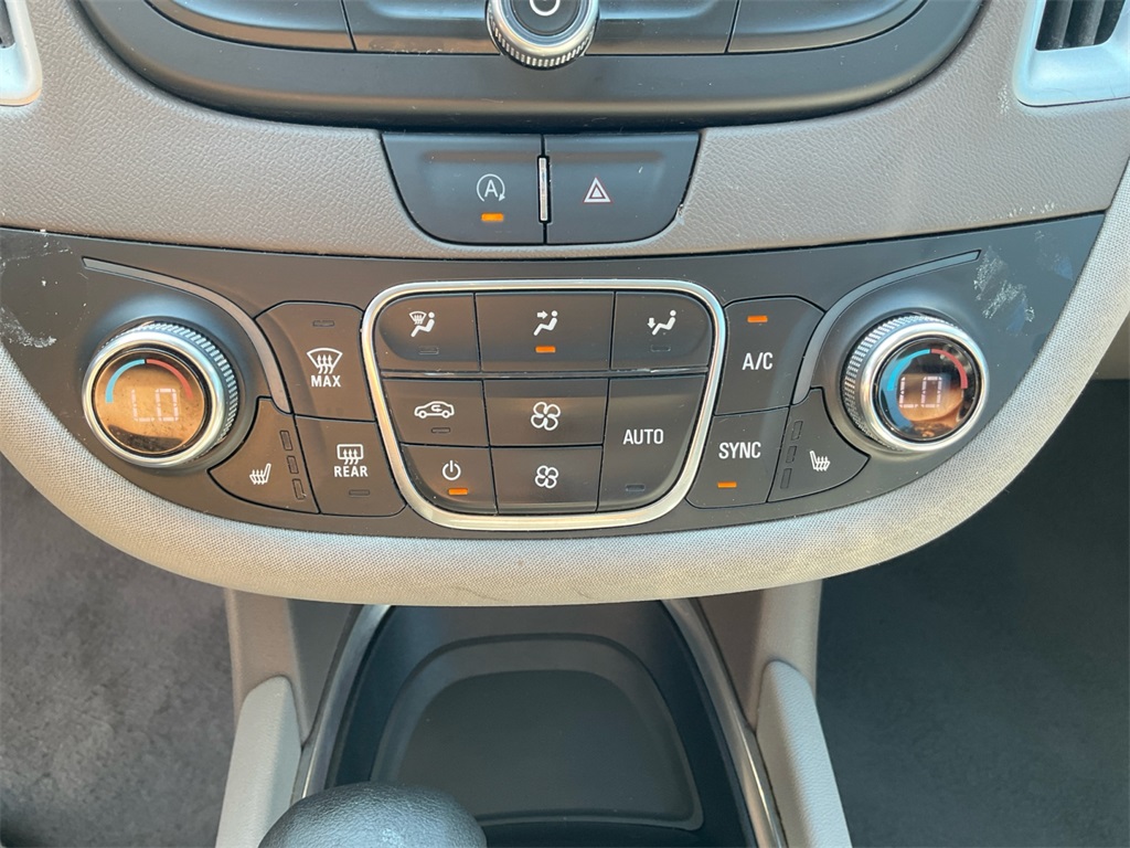 2024 Chevrolet Malibu 1LT photo 19