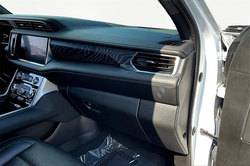 2023 Gmc Yukon XL Denali photo 16