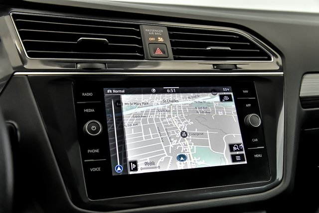 2022 Volkswagen Tiguan SEL Premium R-Line photo 16