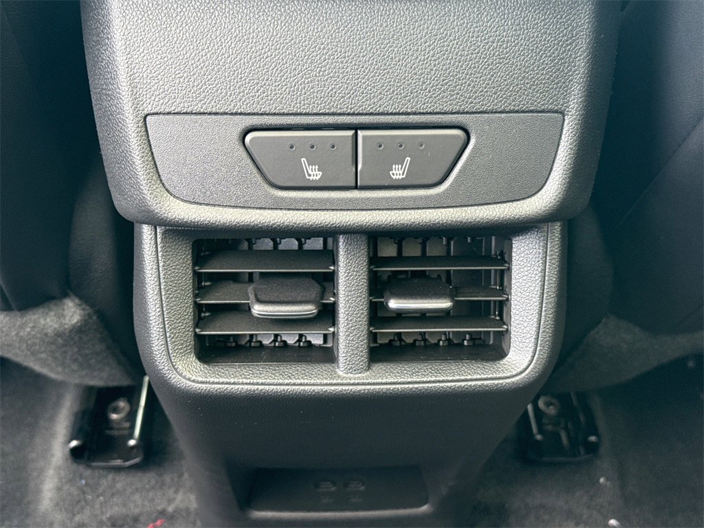 2026 Gmc Terrain Denali photo 28