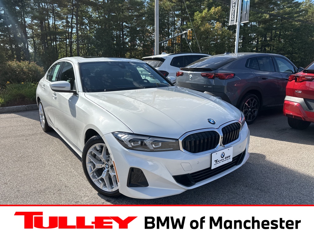 2025 BMW 3 Series 330i's photo