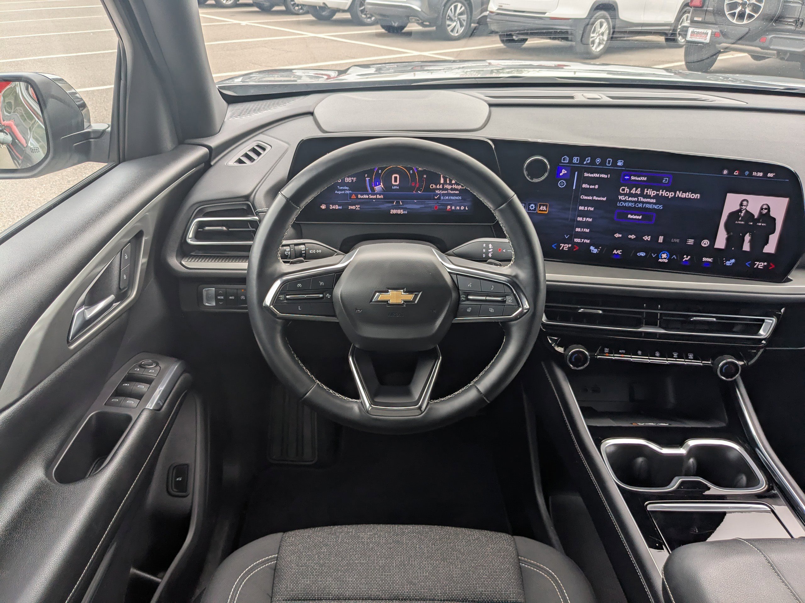 2024 Chevrolet Traverse photo 10