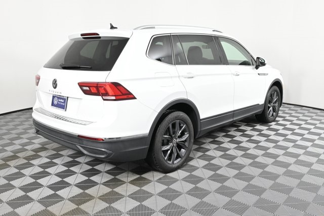2022 Volkswagen Tiguan SE photo 4
