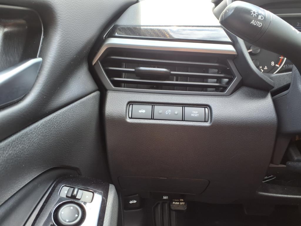 2024 Nissan Altima 2.5 SR photo 13