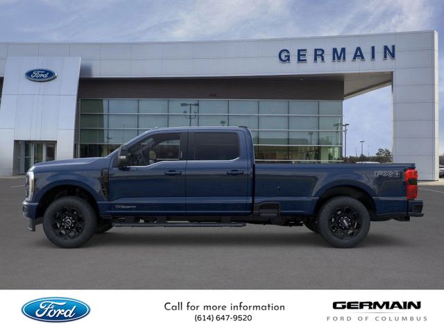 2025 Ford F-350 Lariat photo 3