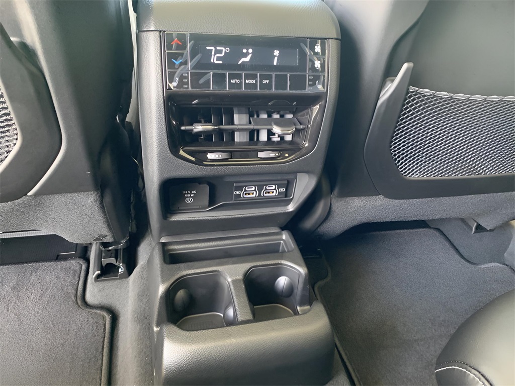 2025 Jeep Grand Cherokee Limited photo 53