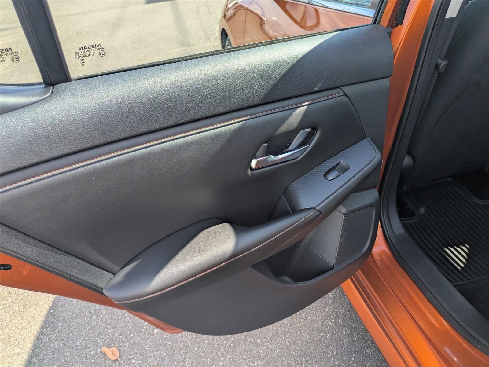 2023 Nissan Sentra SR photo 22