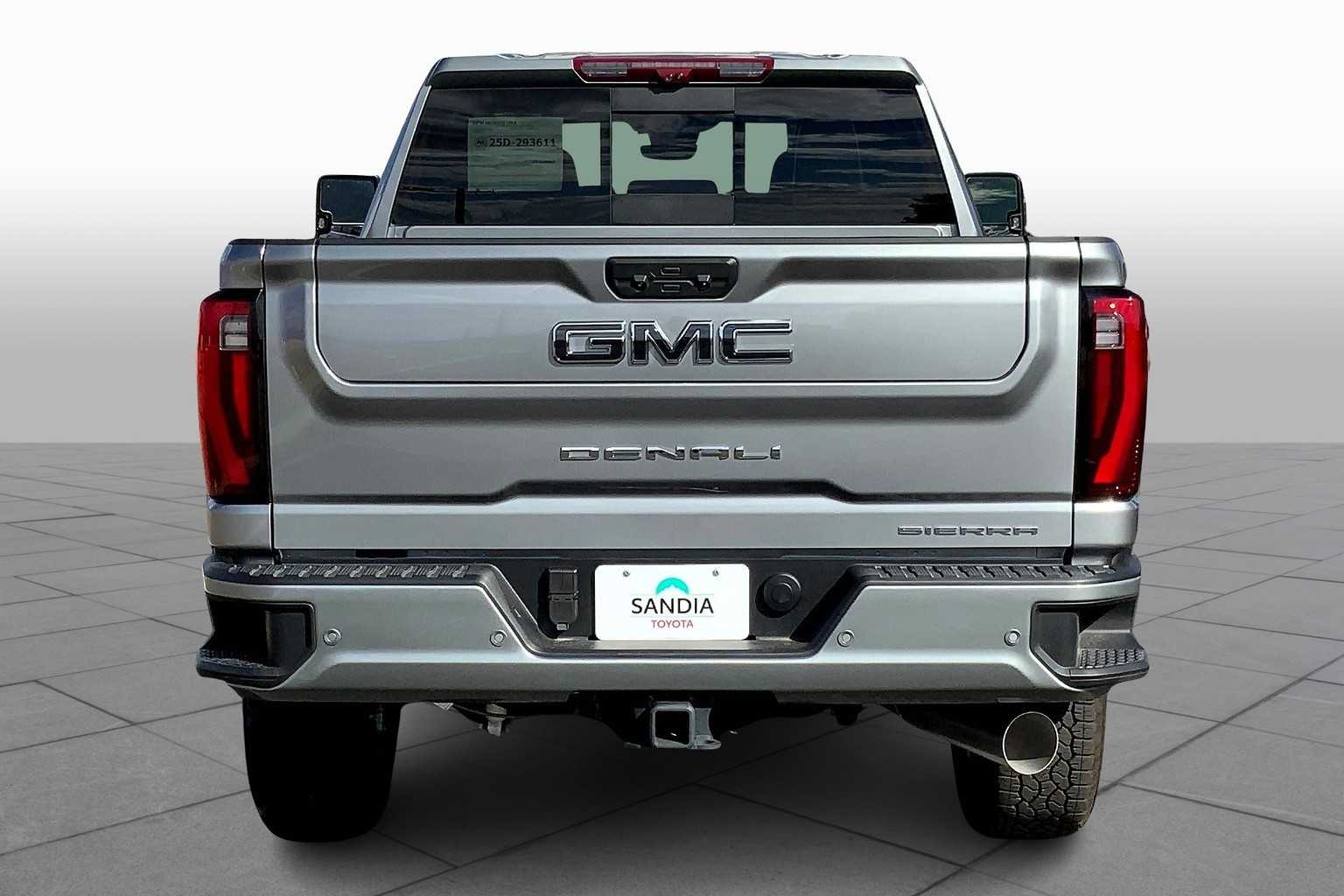 2025 Gmc Sierra 2500 HD Denali Ultimate photo 4