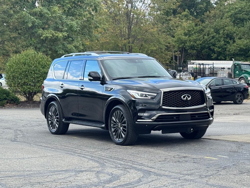 2024 INFINITI QX80 Sensory 4WD