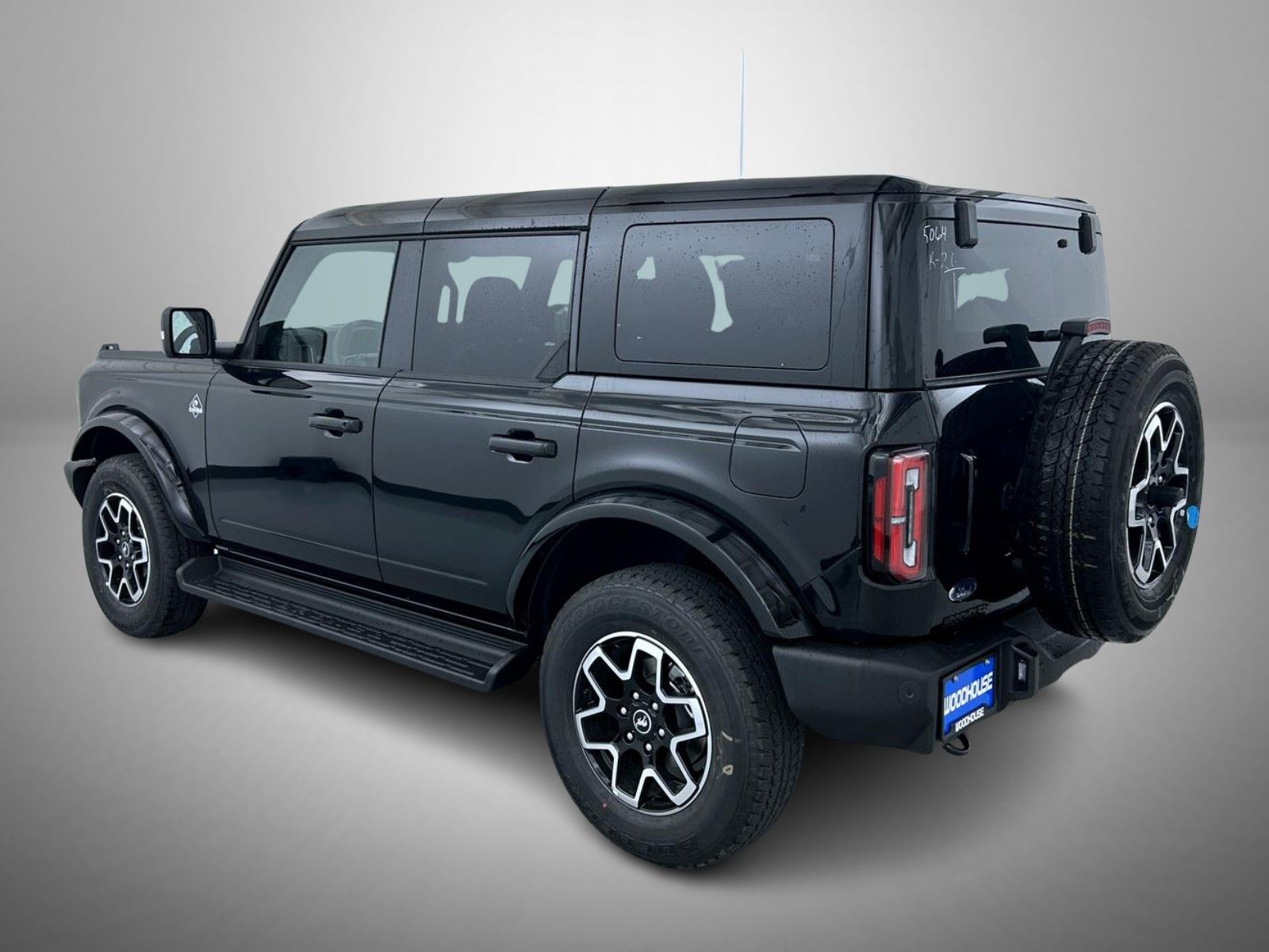 2025 Ford Bronco Outer Banks photo 7