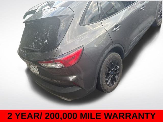 2020 Ford Escape SE Sport Hybrid photo 4