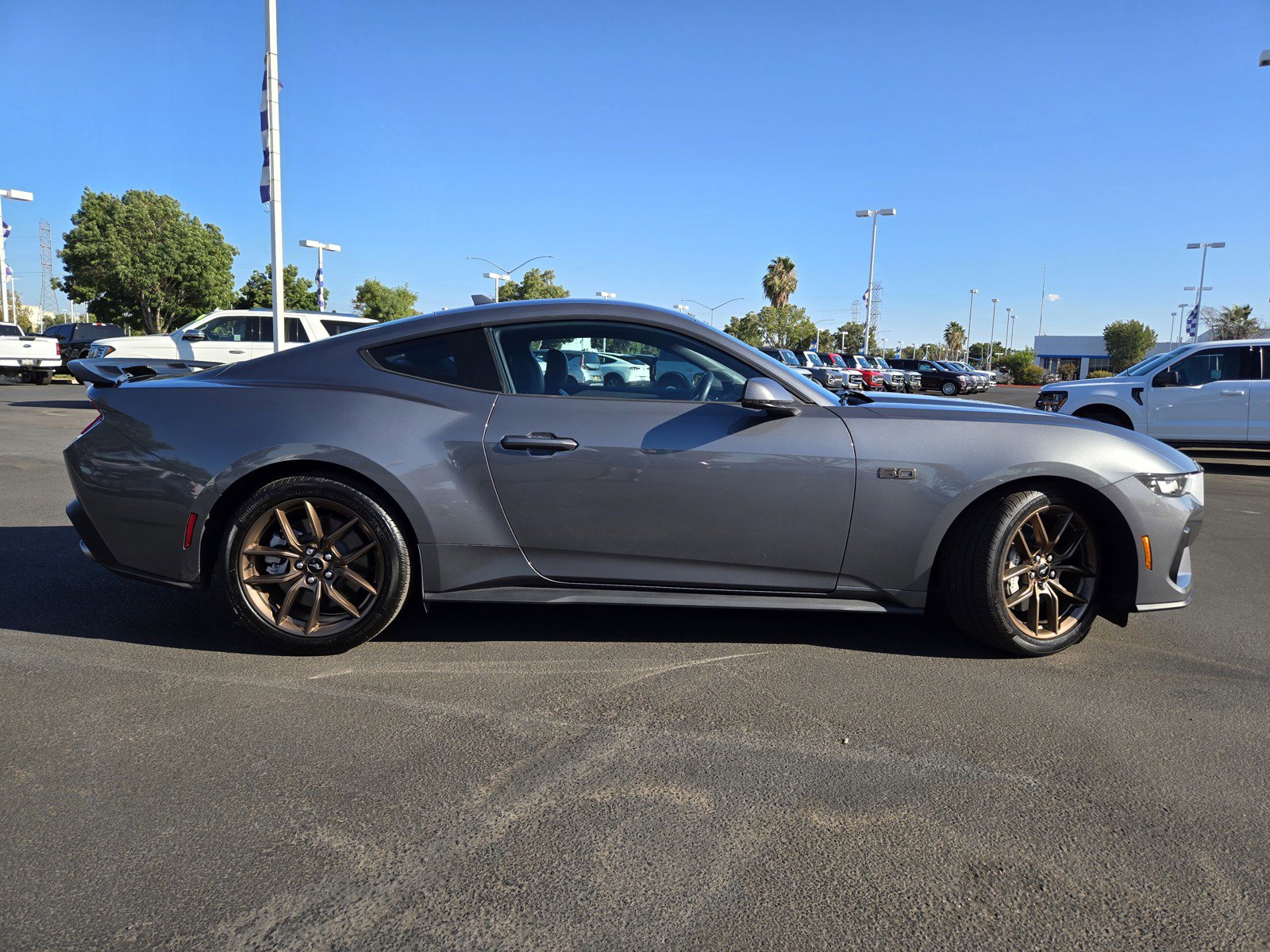 2024 Ford Mustang GT Premium photo 3