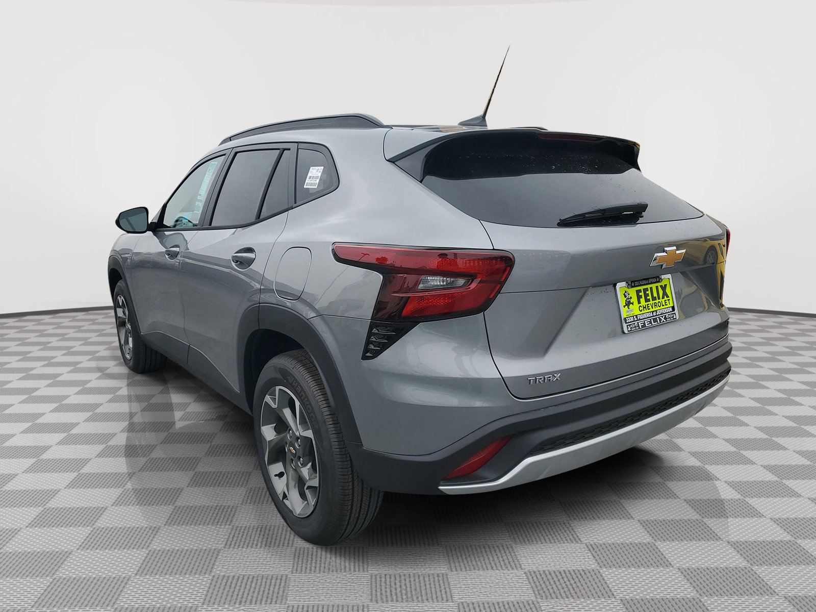 2026 Chevrolet Trax LT photo 4