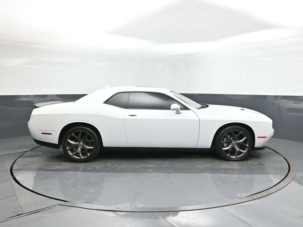 2018 Dodge Challenger SXT photo 23
