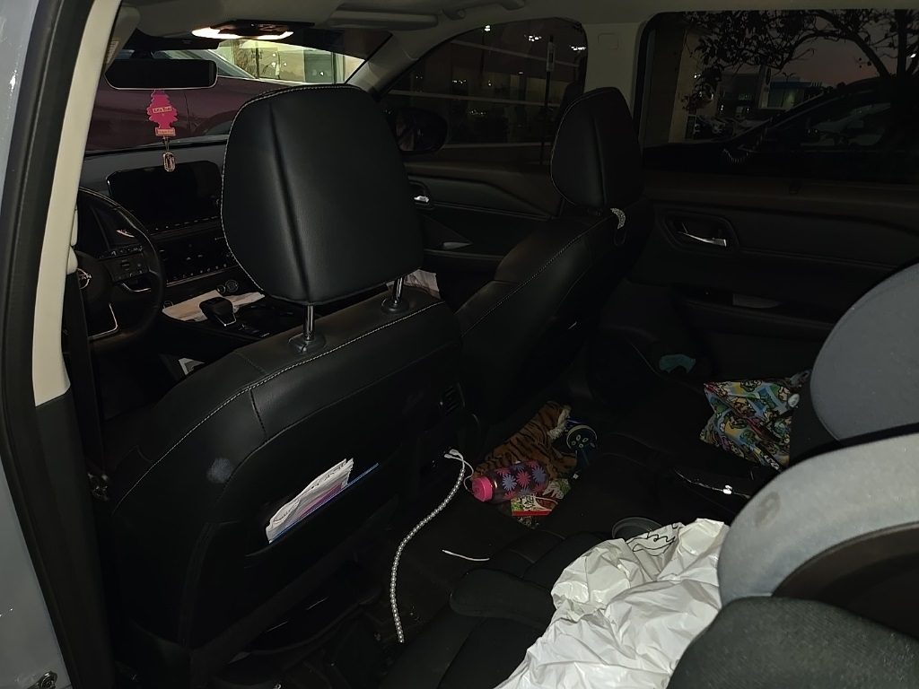 2022 Nissan Rogue SL photo 4