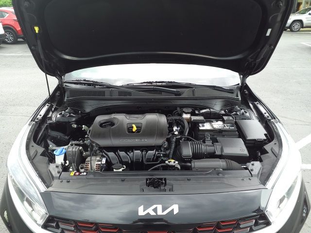 2023 Kia Forte GT-Line photo 6