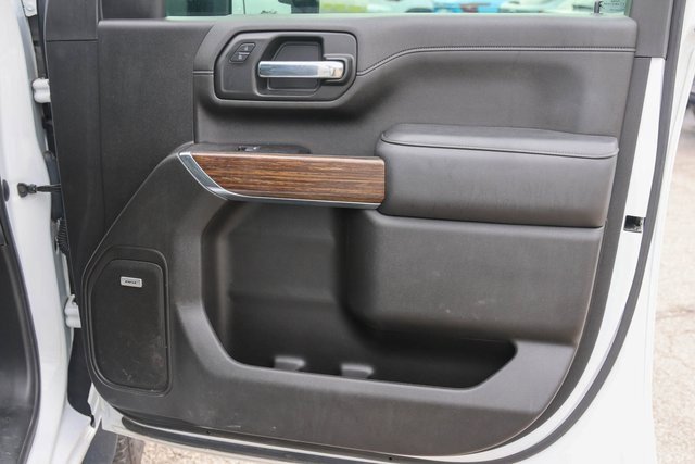2022 Chevrolet Silverado 3500HD High Country photo 18