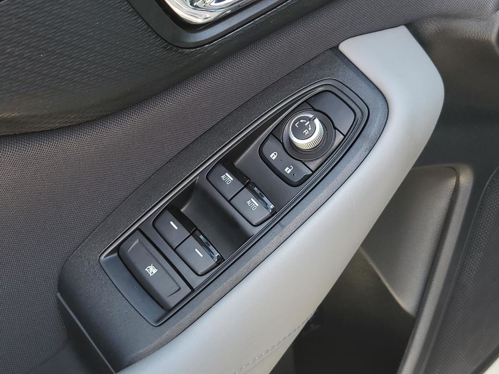 2022 Subaru Outback Premium photo 15