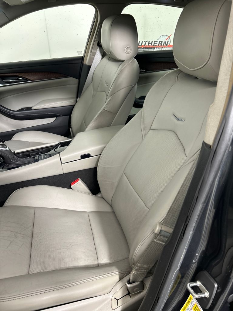 2016 Cadillac CTS Luxury photo 4