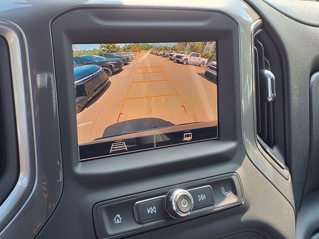 2026 Chevrolet Silverado 1500 Custom photo 3