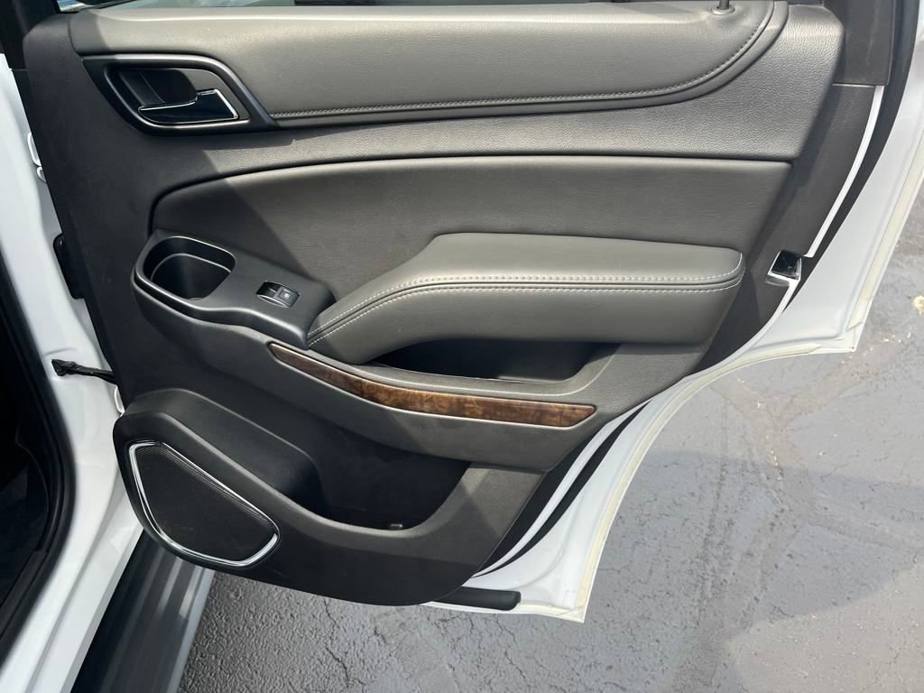 2020 Chevrolet Tahoe LT photo 25
