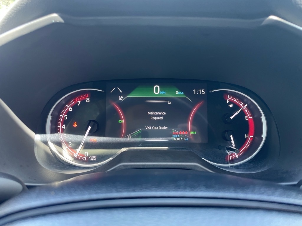 2023 Toyota RAV4 XLE photo 10