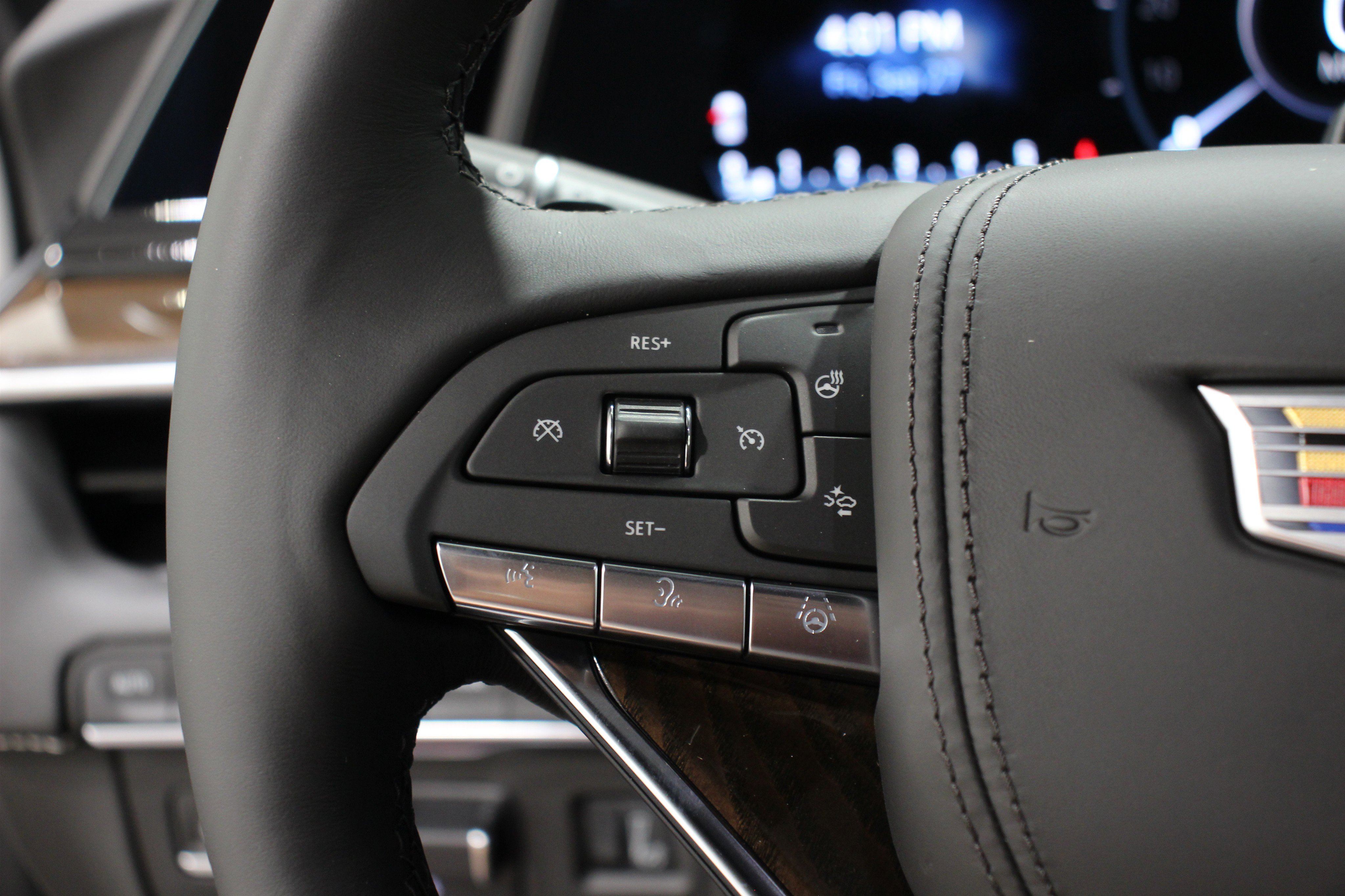 2024 Cadillac Escalade ESV Sport Platinum photo 10