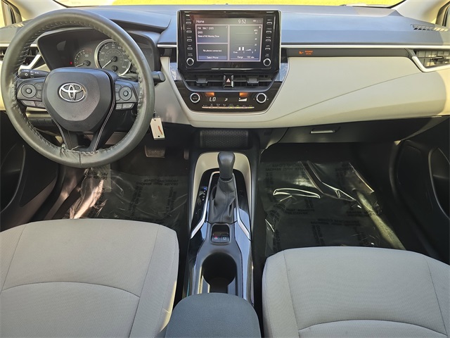 2020 Toyota Corolla LE photo 9