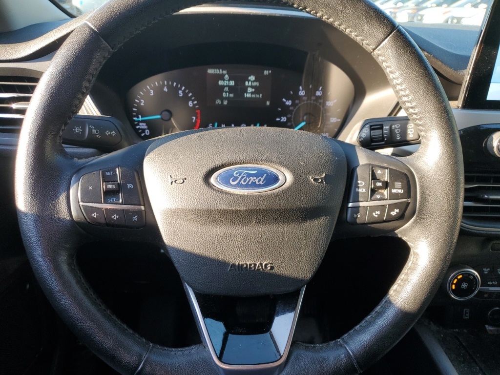 2020 Ford Escape SEL photo 7