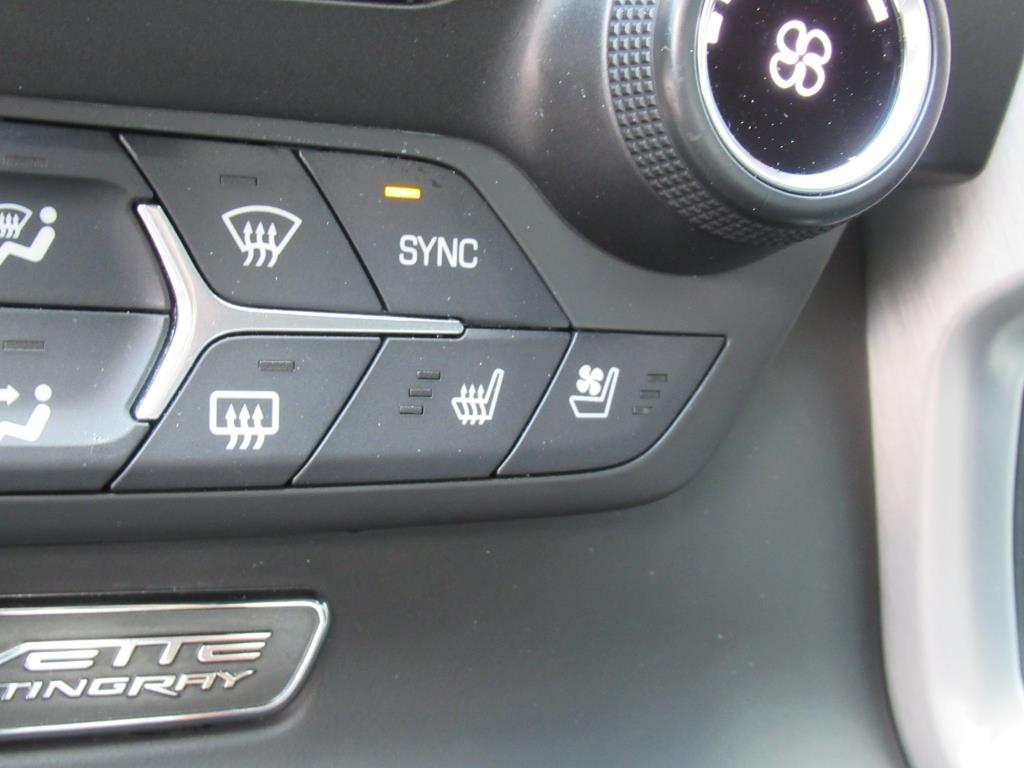 2016 Chevrolet Corvette Stingray Z51 3LT photo 22