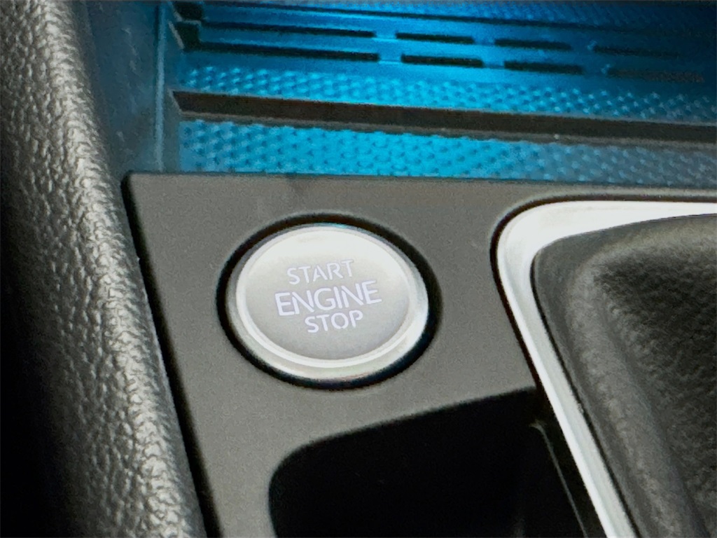2025 Volkswagen Jetta GLI 2.0T Autobahn photo 33