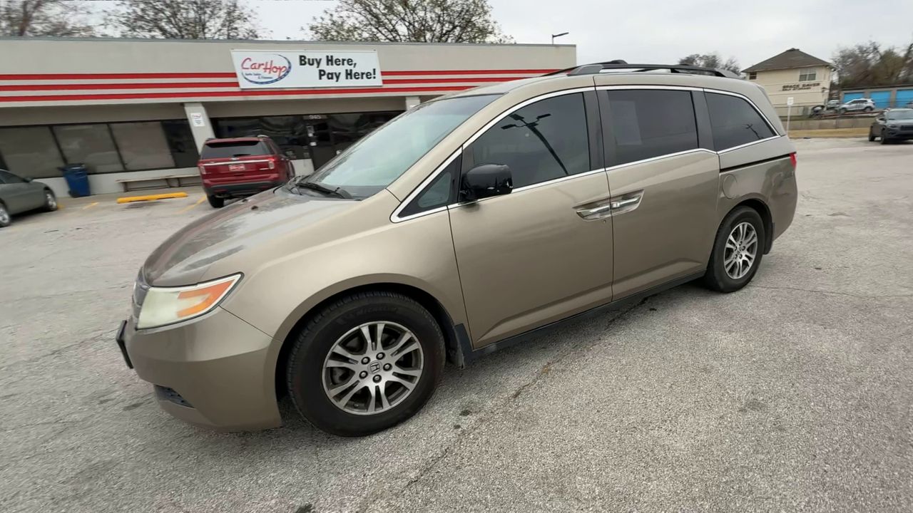 2011 Honda Odyssey EX photo 3