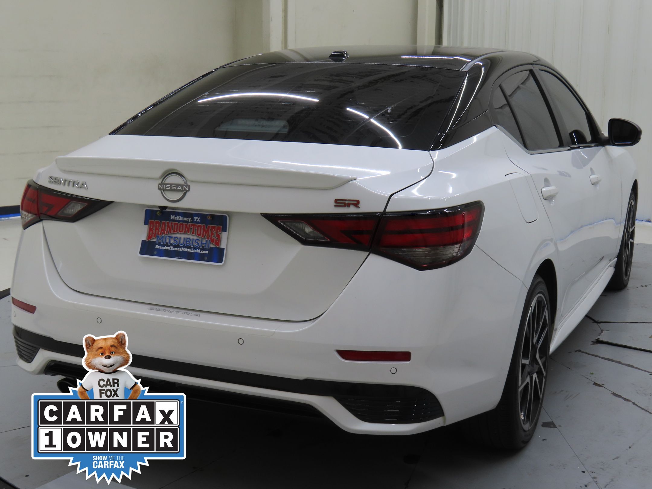2024 Nissan Sentra SR photo 3