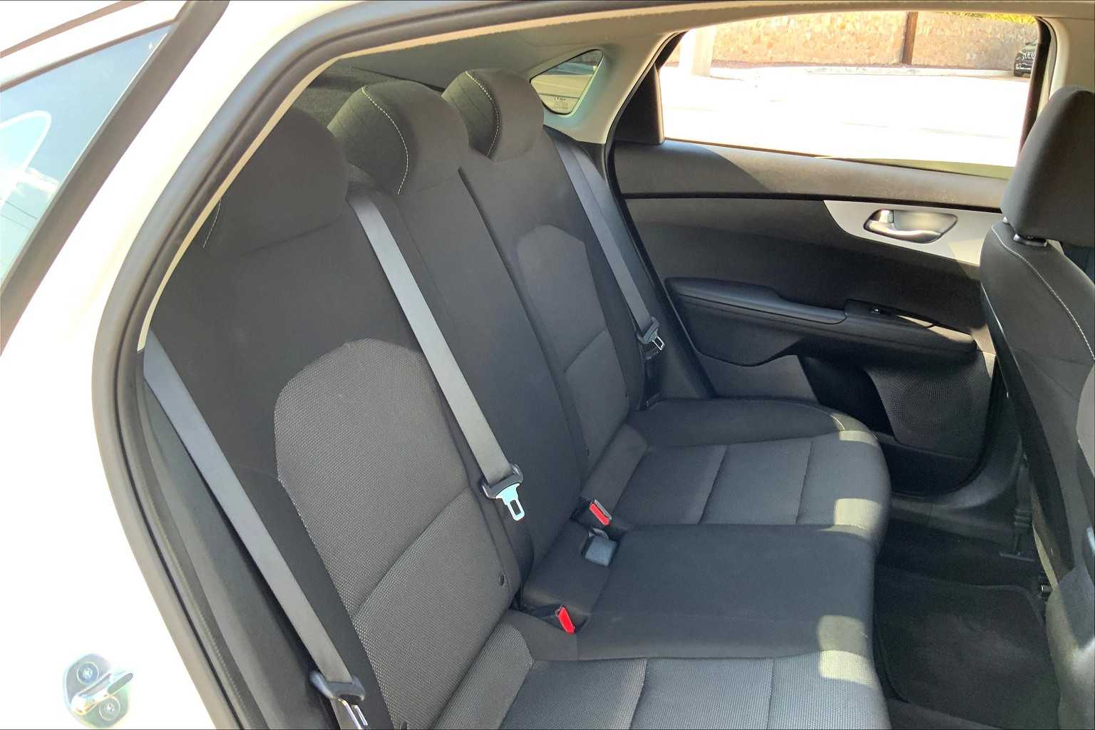 2023 Kia Forte LXS photo 16