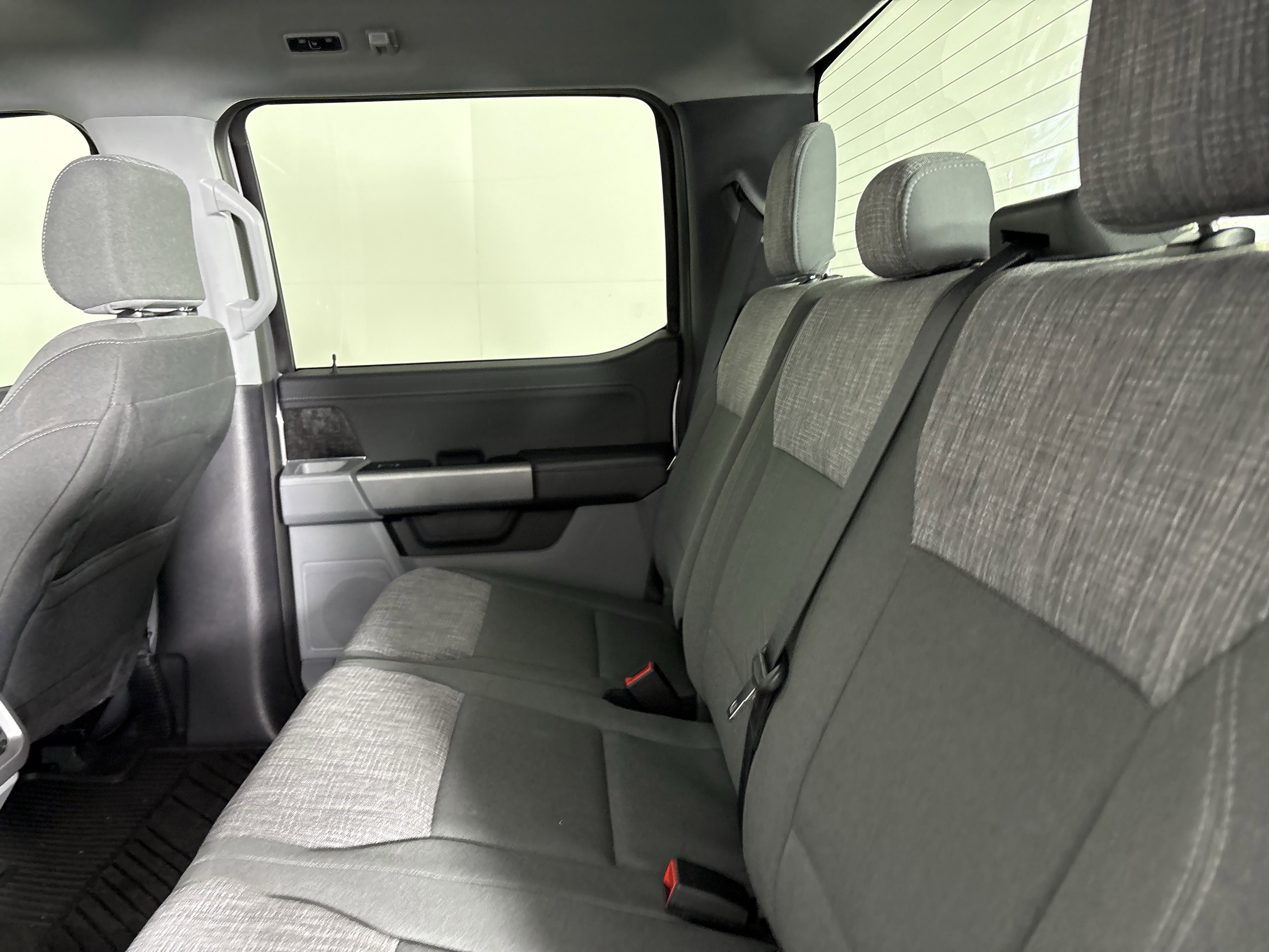 2023 Ford F-150 XLT photo 13