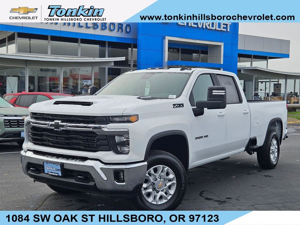 2026 Chevrolet Silverado 3500HD LT's photo