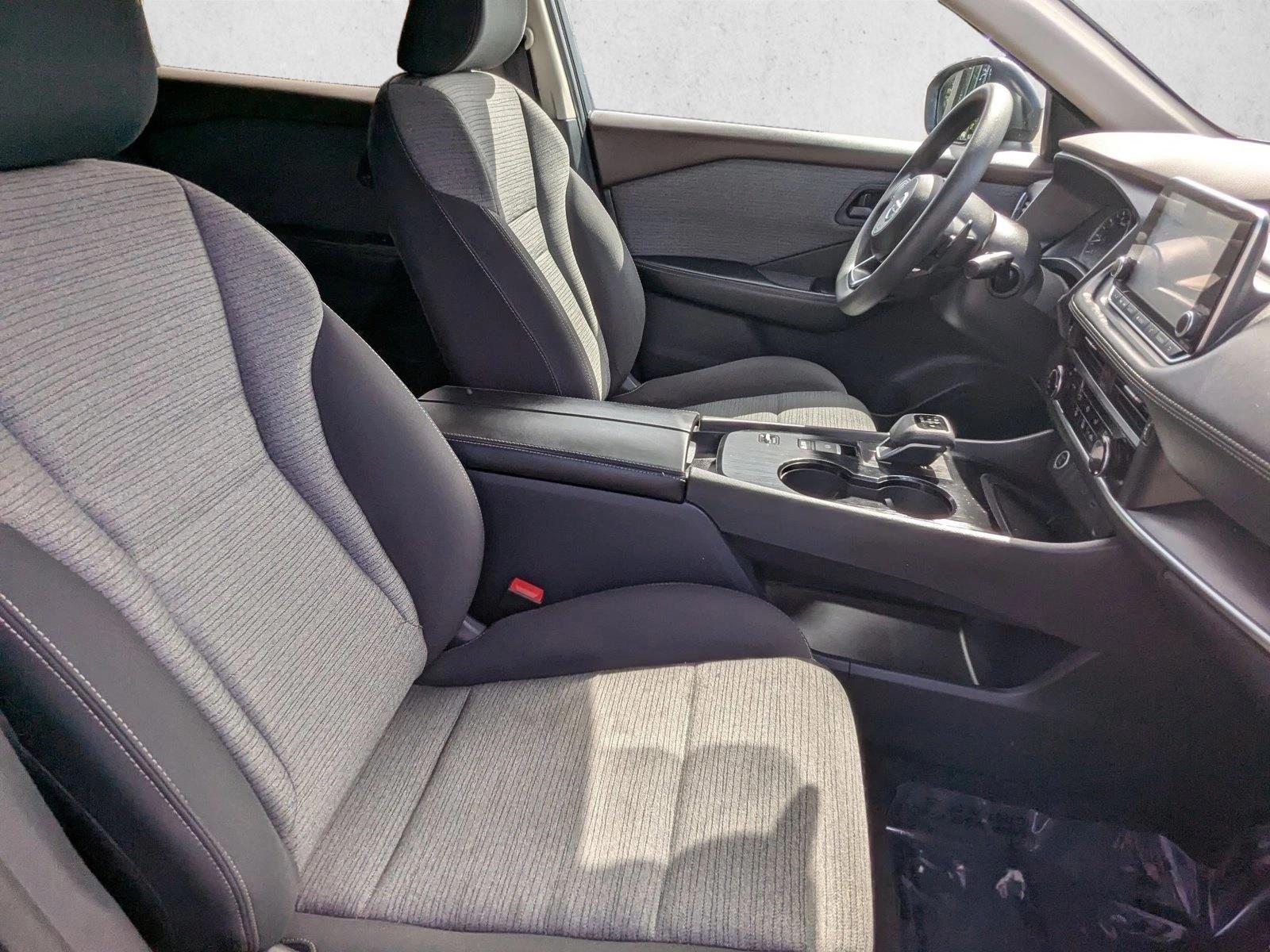 2021 Nissan Rogue S photo 18