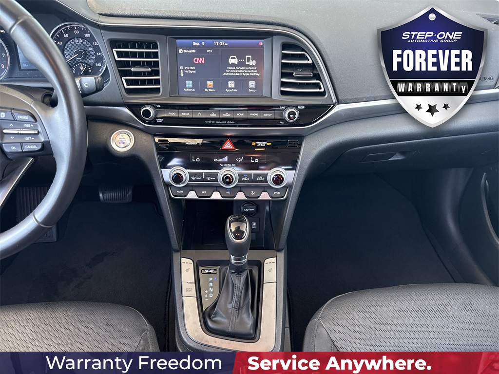 2020 Hyundai Elantra Limited photo 11