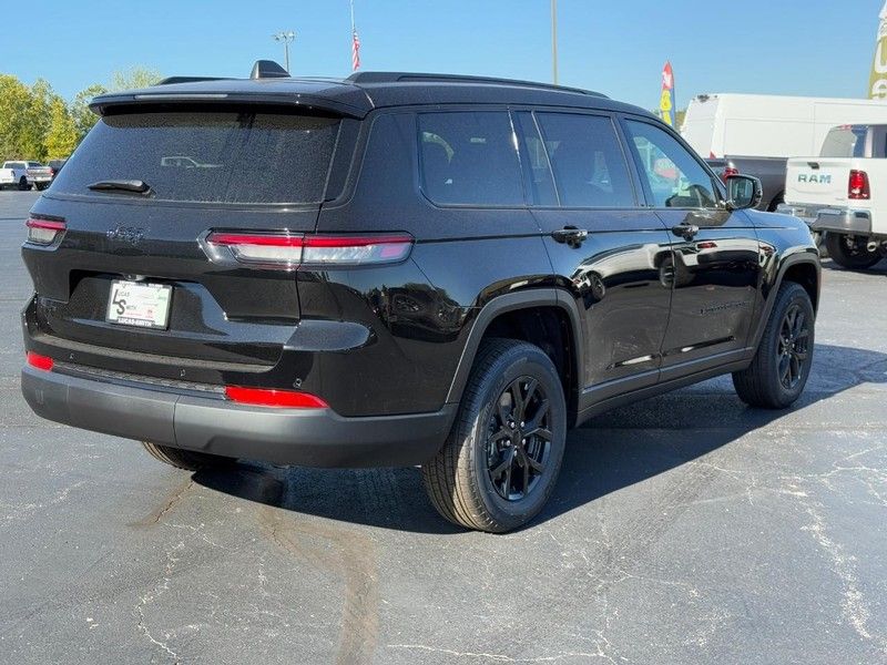 2025 Jeep Grand Cherokee Altitude X photo 3