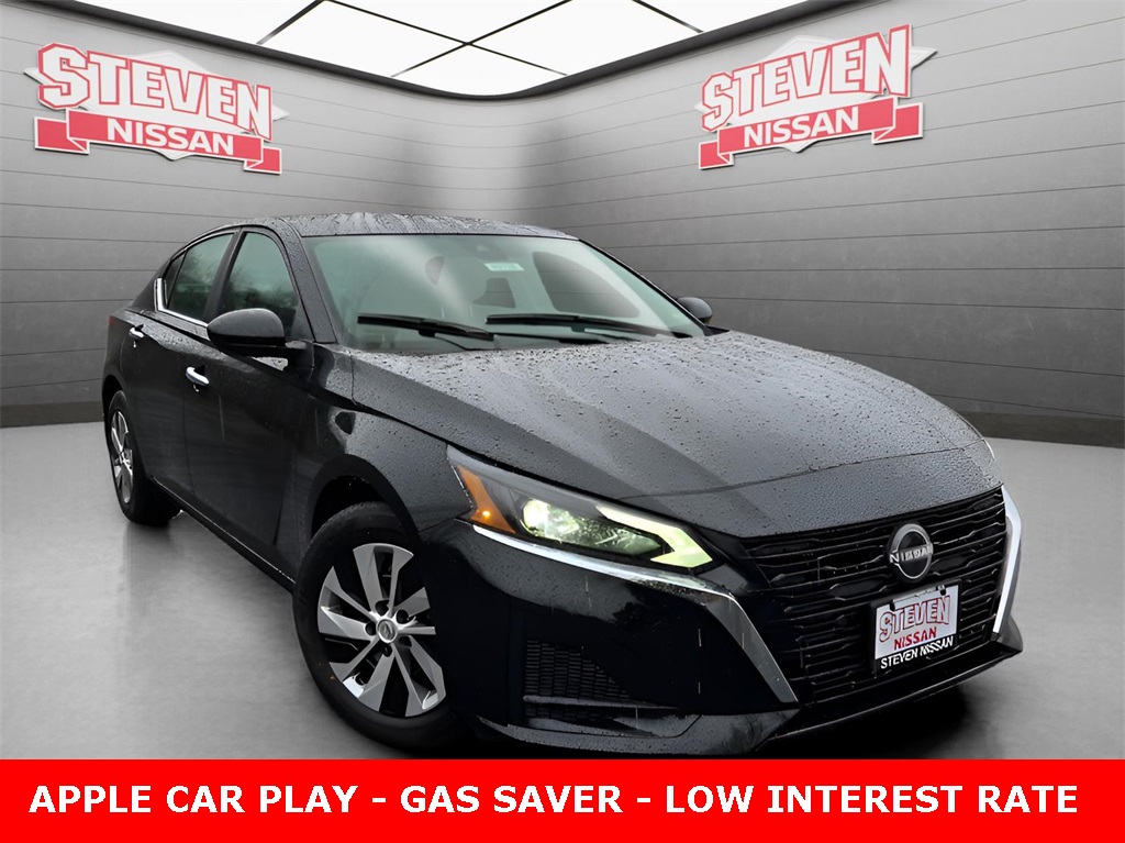 2025 Nissan Altima S's photo