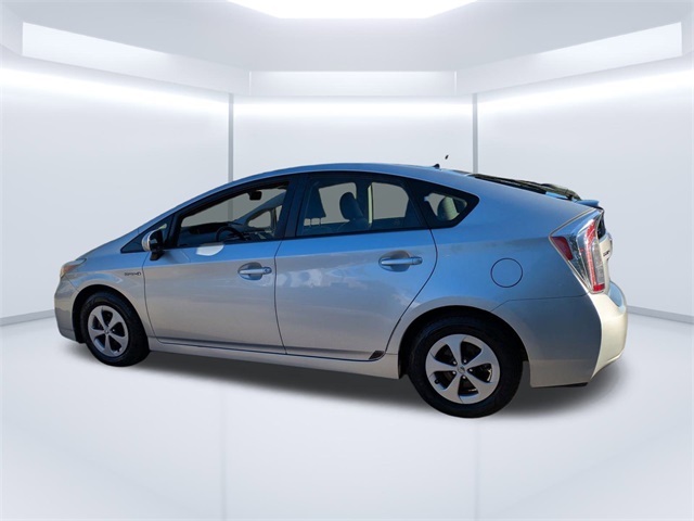 2013 Toyota Prius Five photo 4
