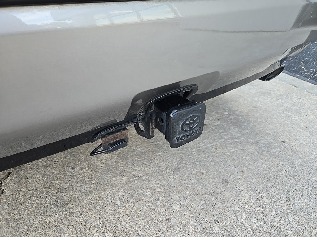 2022 Toyota RAV4 Hybrid XSE photo 20