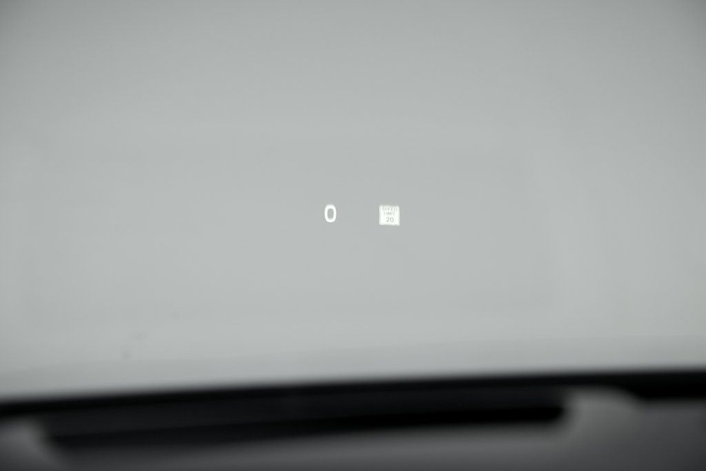 2026 VOLVO V60CC - Image 11