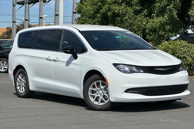 2026 Chrysler Voyager LX photo 2